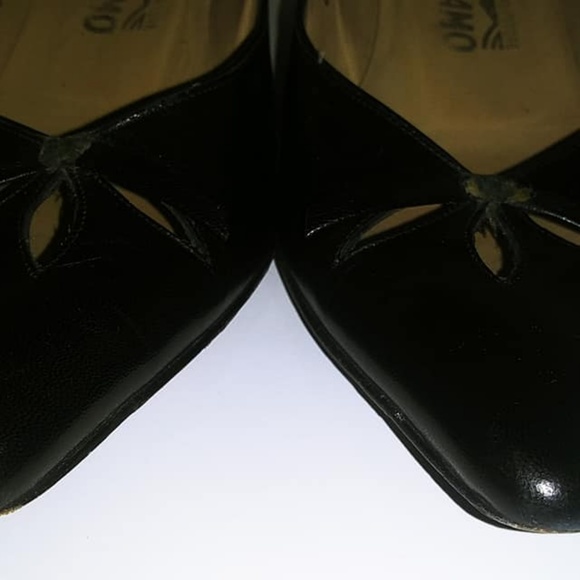 2 for $40 Ferragamo Black Leather Kitten Heels - Picture 6 of 7